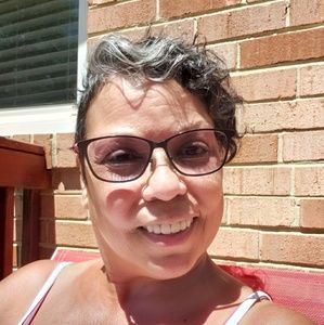 Meet your Posher, Danette